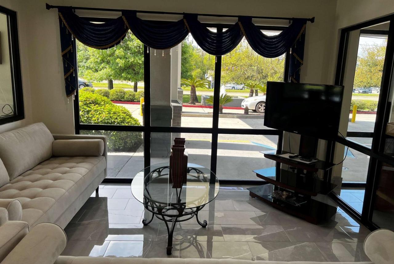 Hotel Super 8 By Wyndham Slidell