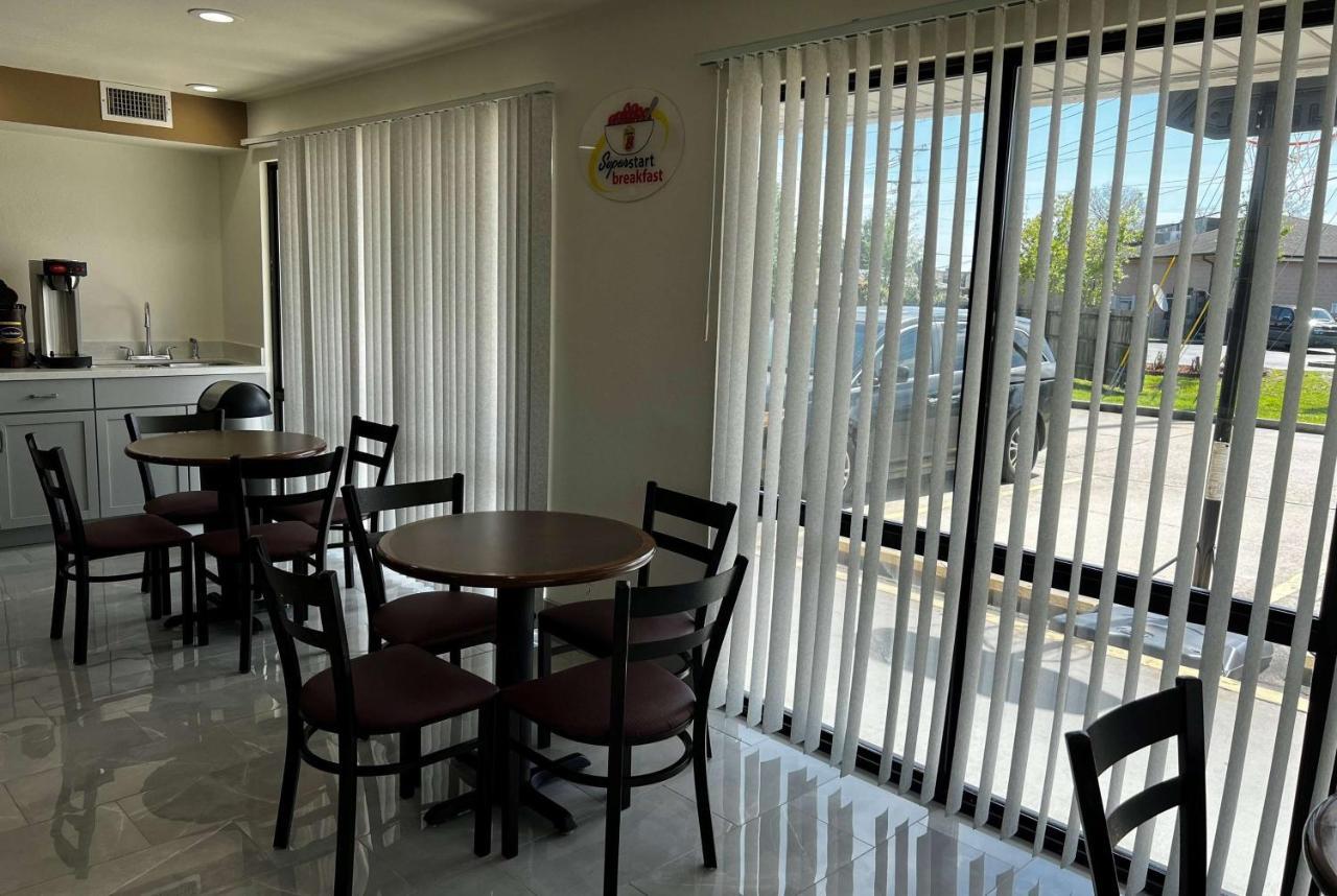 Super 8 By Wyndham